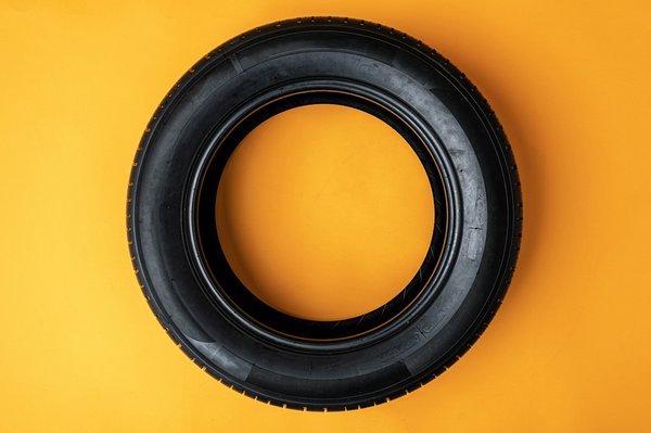 Pneu 205/60 R16 : un excellent choix pour citadines et compactes